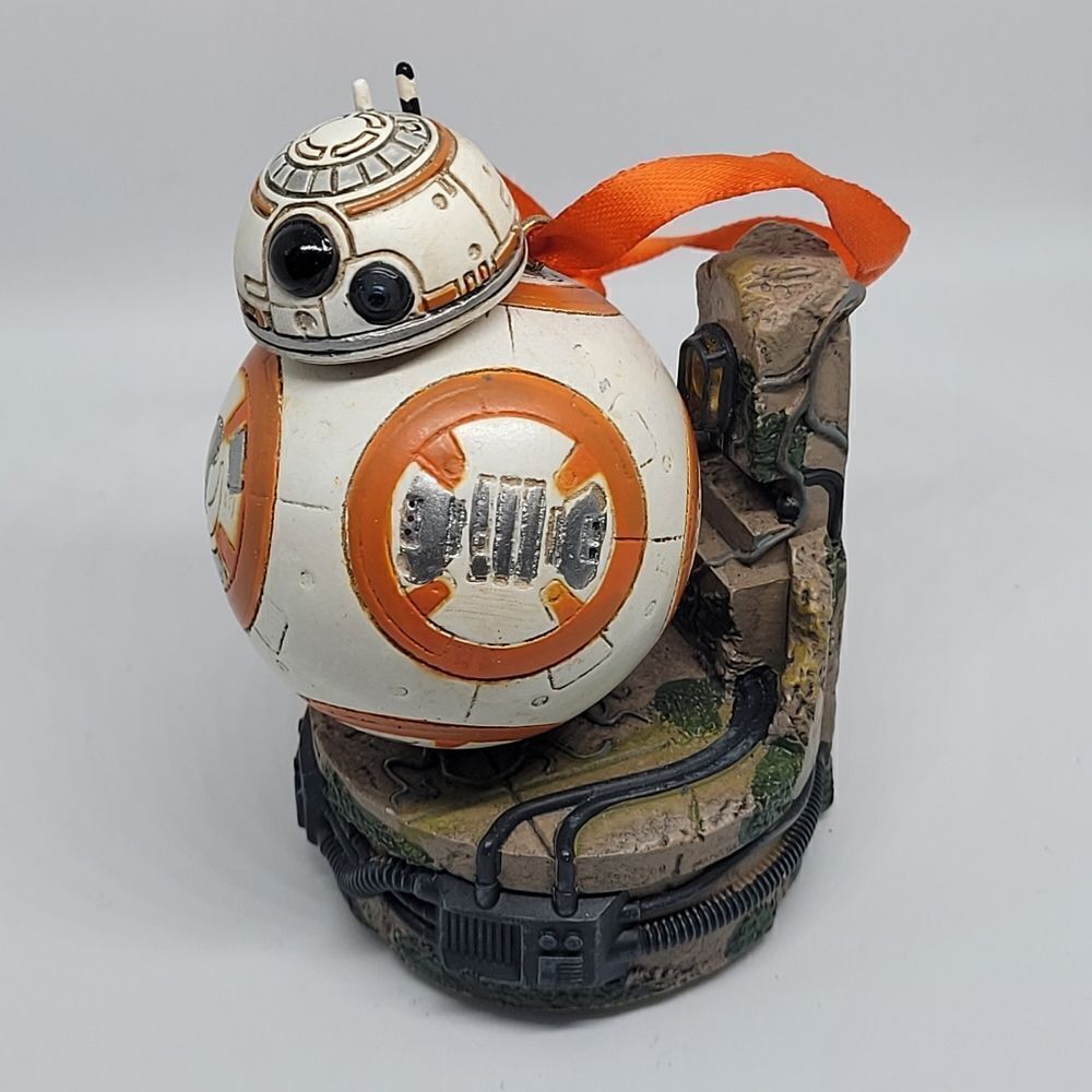 Bb8 ornament  